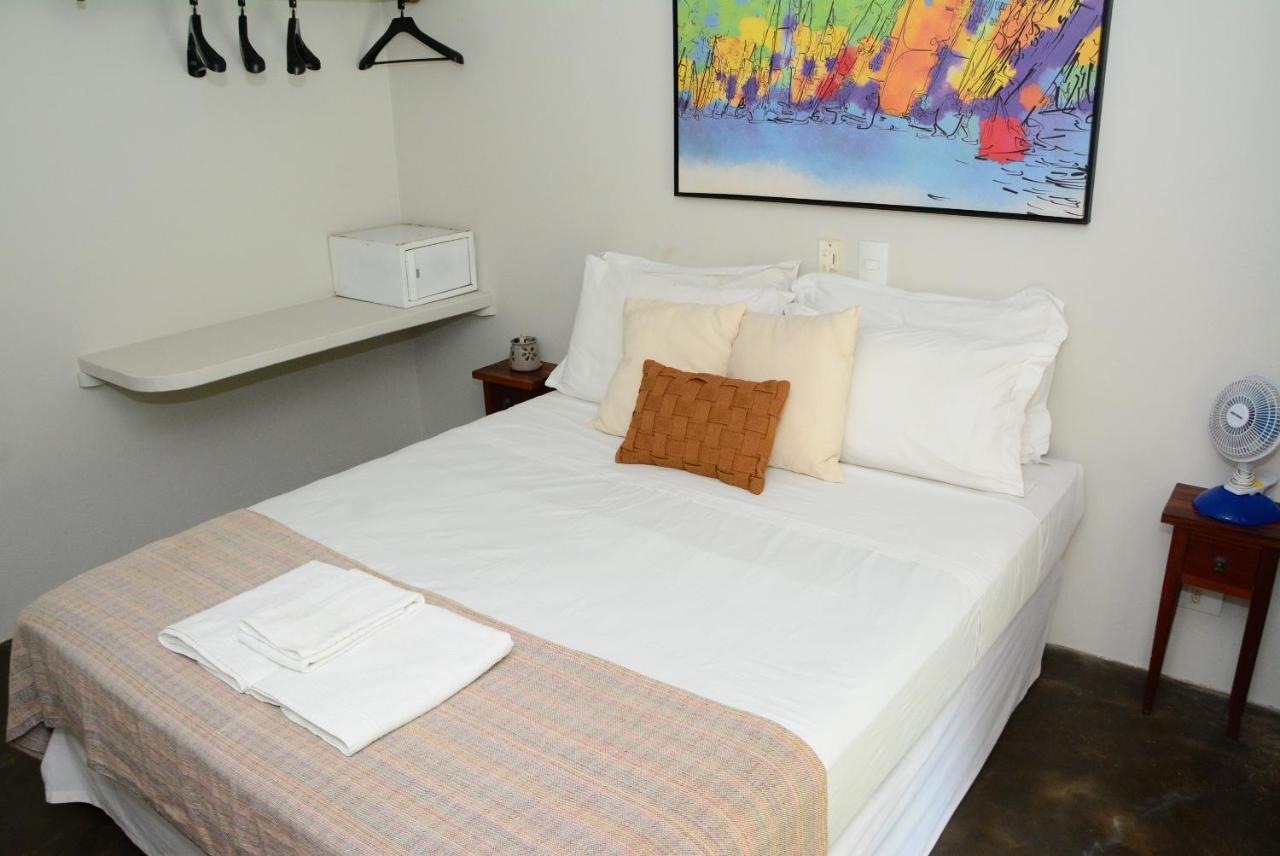 Hostel Vila Bonete Ilhabela Esterno foto