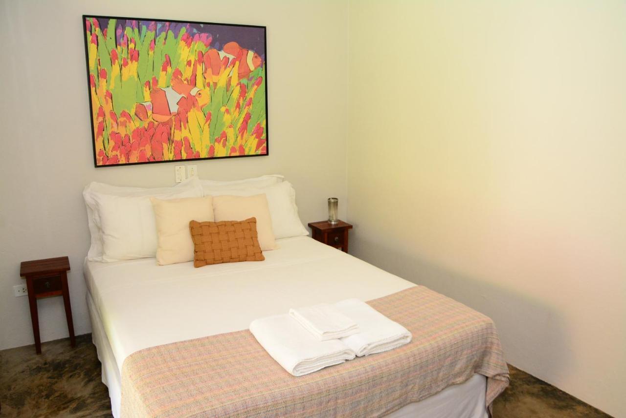Hostel Vila Bonete Ilhabela Esterno foto